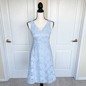Ann Taylor 00P Baby Blue Floral Laced A-Lined Wedding Party Knee Length Dress